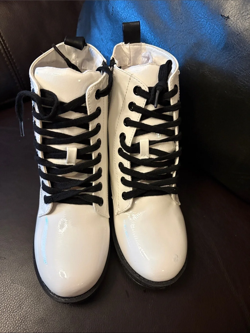 Girl’s 3M GIULETTA White Patent Lace-Up Boots with Black Laces